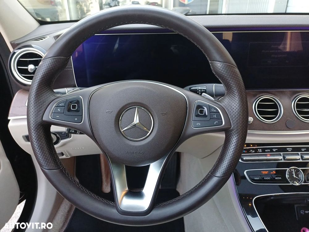 Mercedes-Benz E 200 9G-TRONIC Exclusive - 14