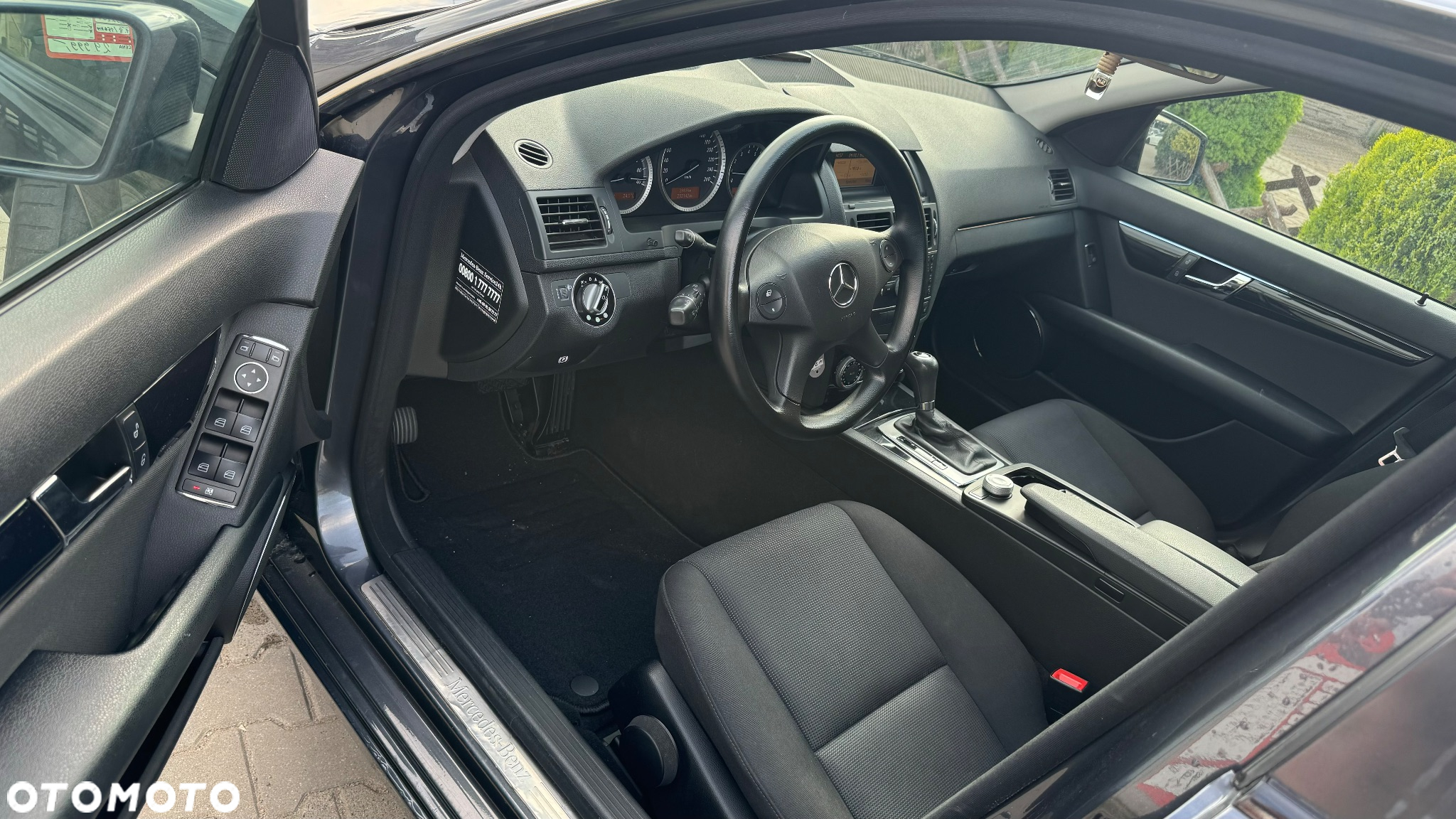 Mercedes-Benz Klasa C 180 T Kompressor Automatik - 13