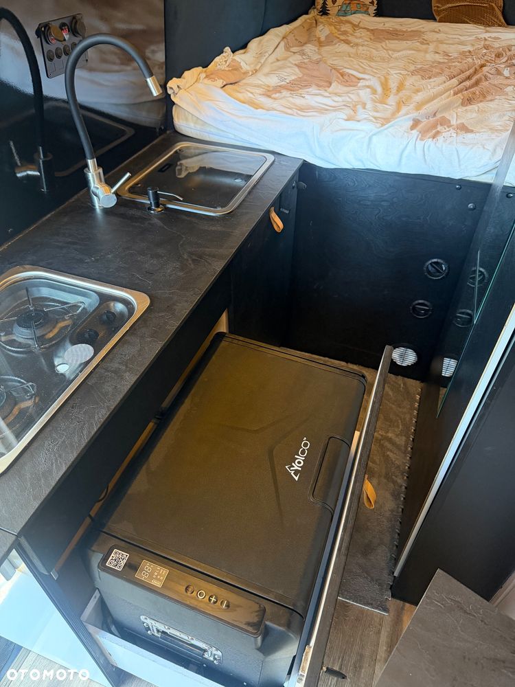 Mercedes-Benz Sprinter - 17