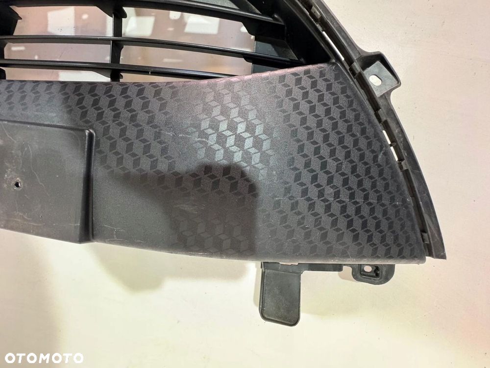 TOYOTA YARIS IV 4 KRATKA ZDERZAKA PRZEDNIEGO PRZÓD 53111-0DD40 ORYGINAŁ - 3