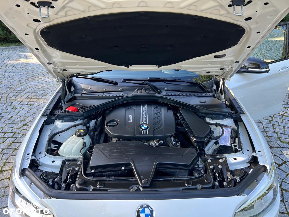 BMW Seria 1 - 27