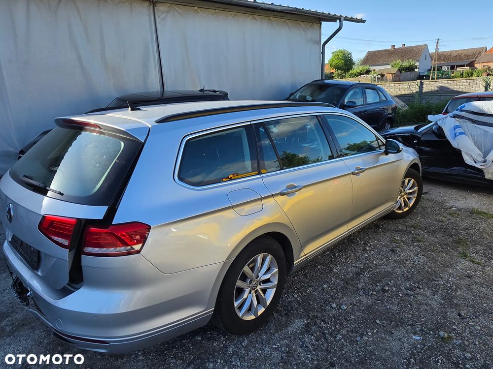 Volkswagen Passat Variant 1.4 TSI ACT (BlueMotion Technology) Comfortline - 17