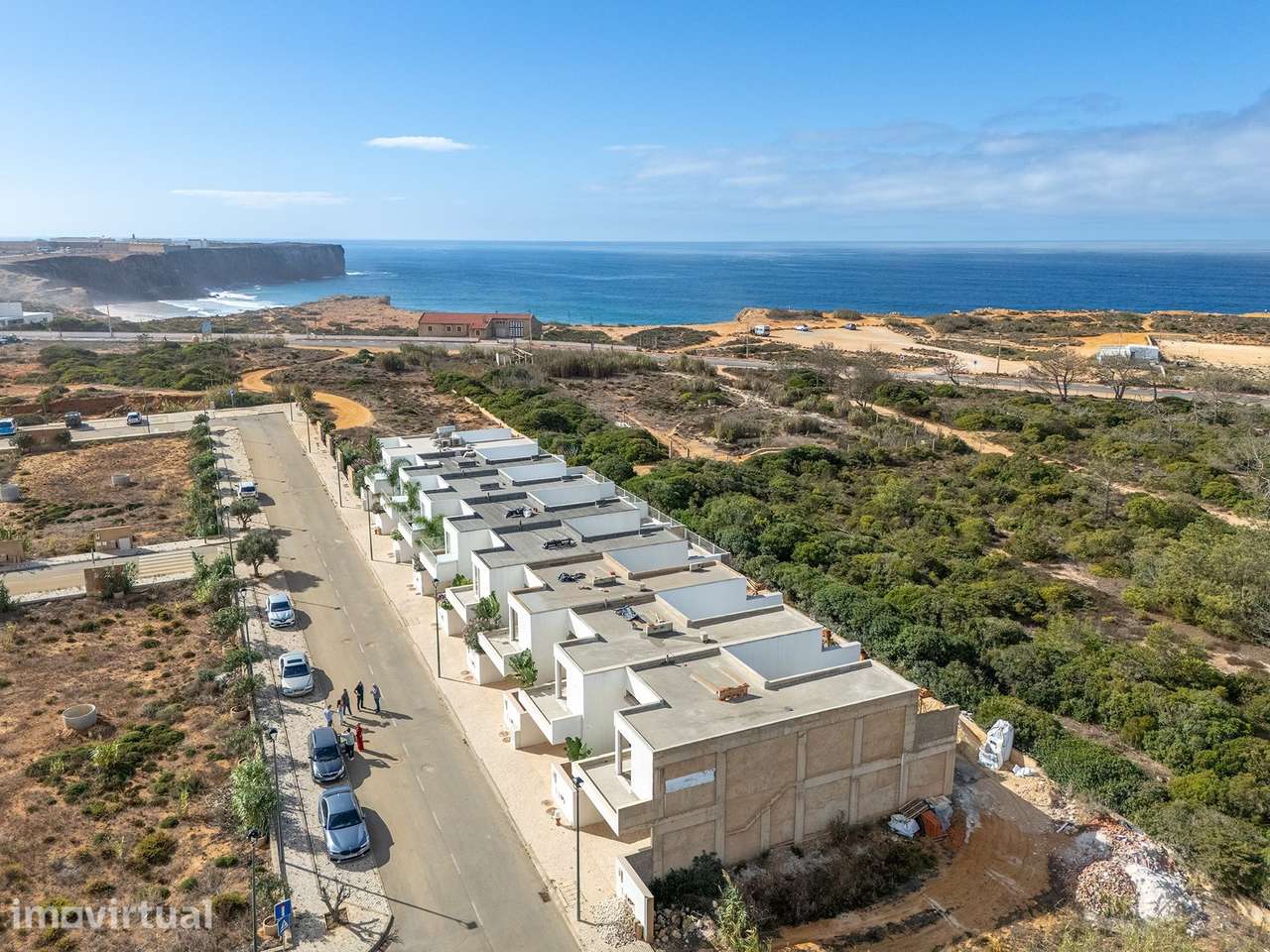 MORADIAS MODERNAS COM 3 QUARTOS EM SAGRES - Grande imagem: 2/36