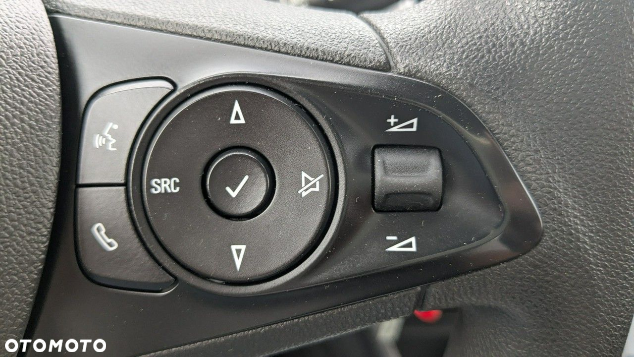 Opel Crossland X - 28