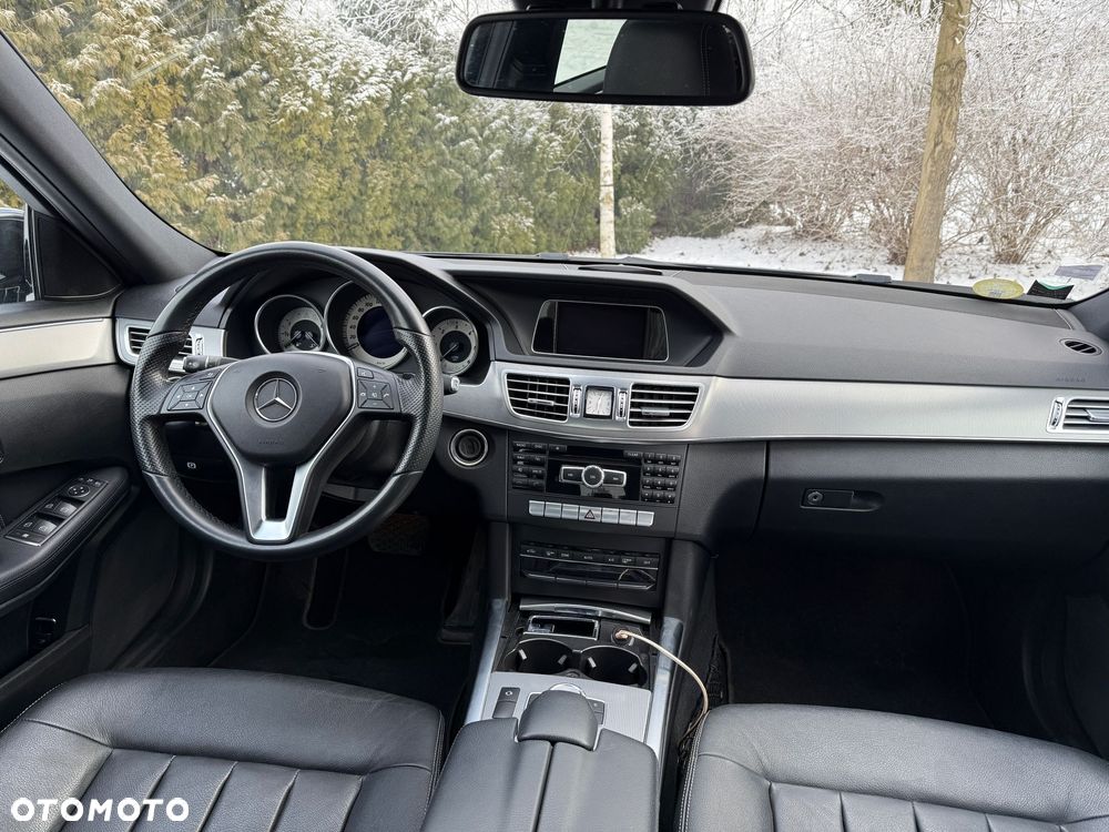 Mercedes-Benz Klasa E 300 BlueTEC 7G-TRONIC - 20