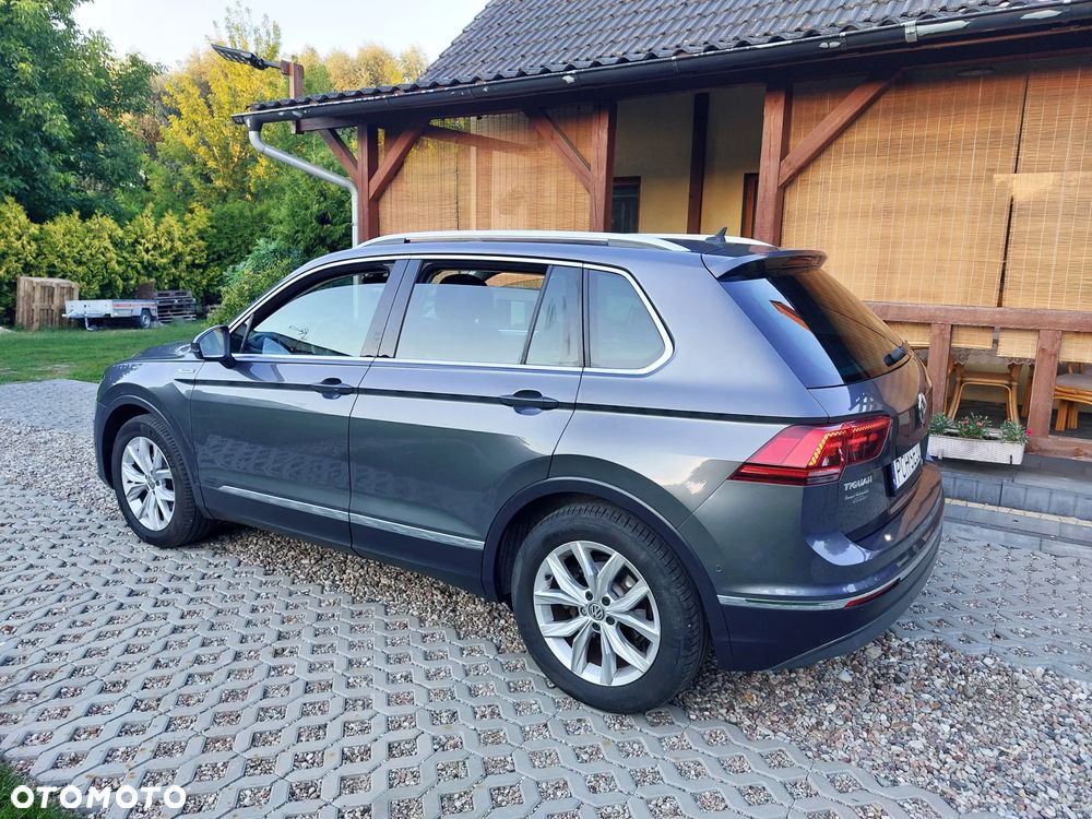 Volkswagen Tiguan - 2