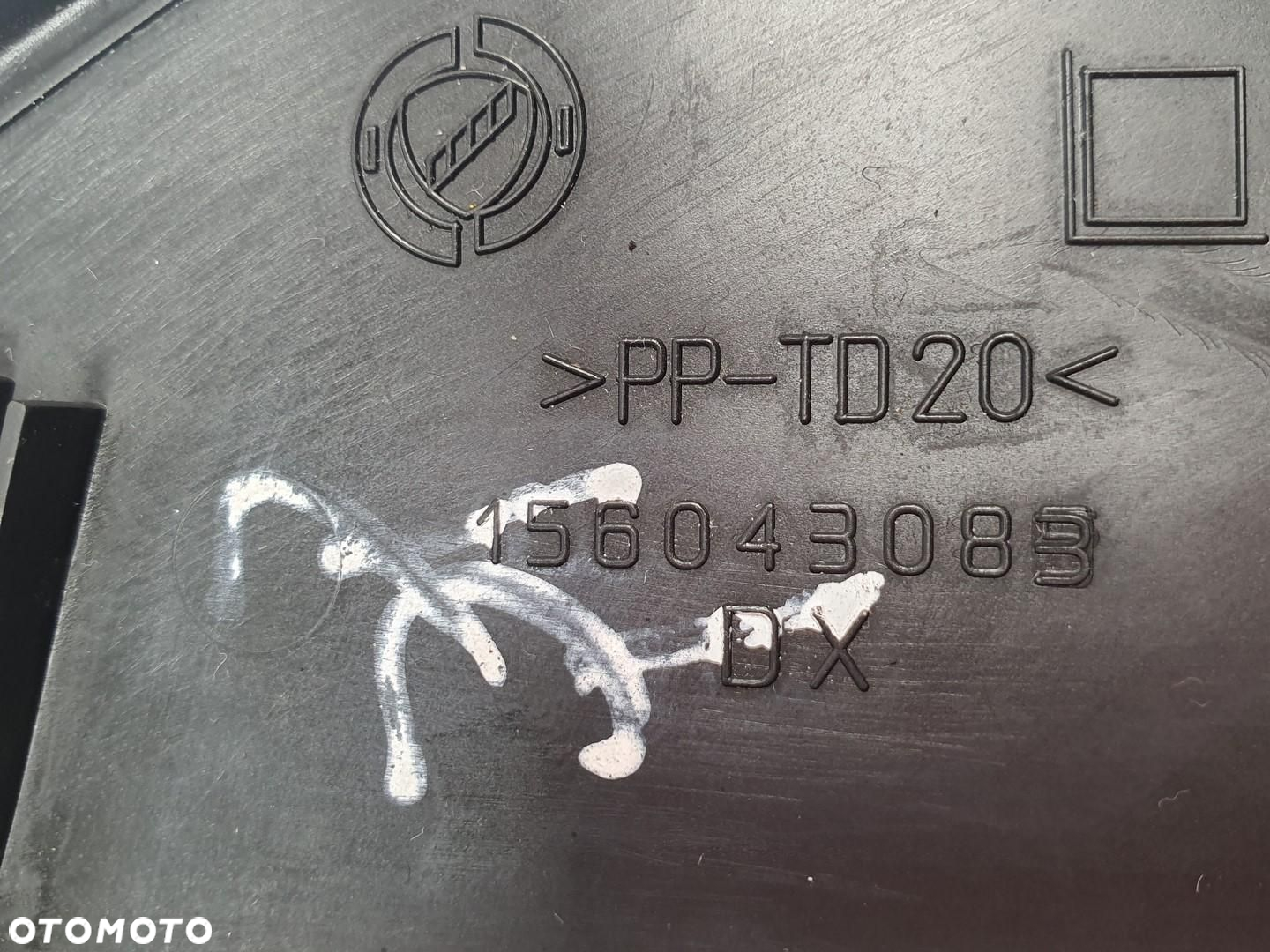 TRÓJKĄT OSŁONA LUSTERKA PRAWA ALFA ROMEO 159 - 4