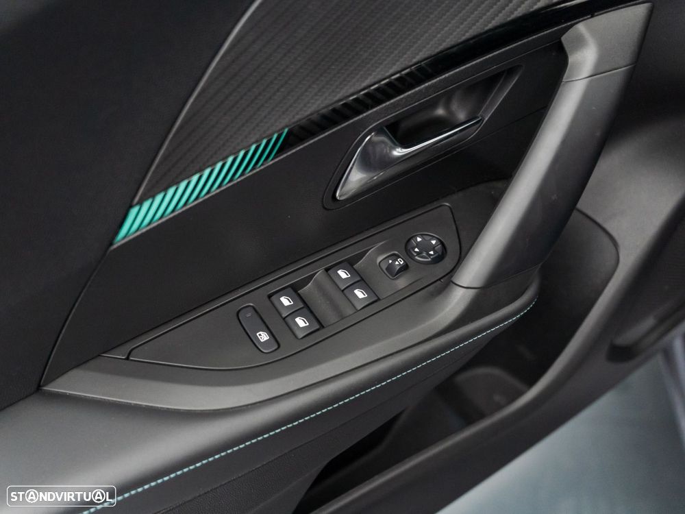 Peugeot 2008 1.5 BlueHDi Allure - 17