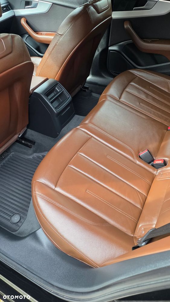 Audi A4 Avant 2.0 TDI ultra - 13