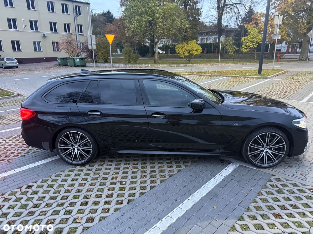 BMW Seria 5 520d M Sport - 3