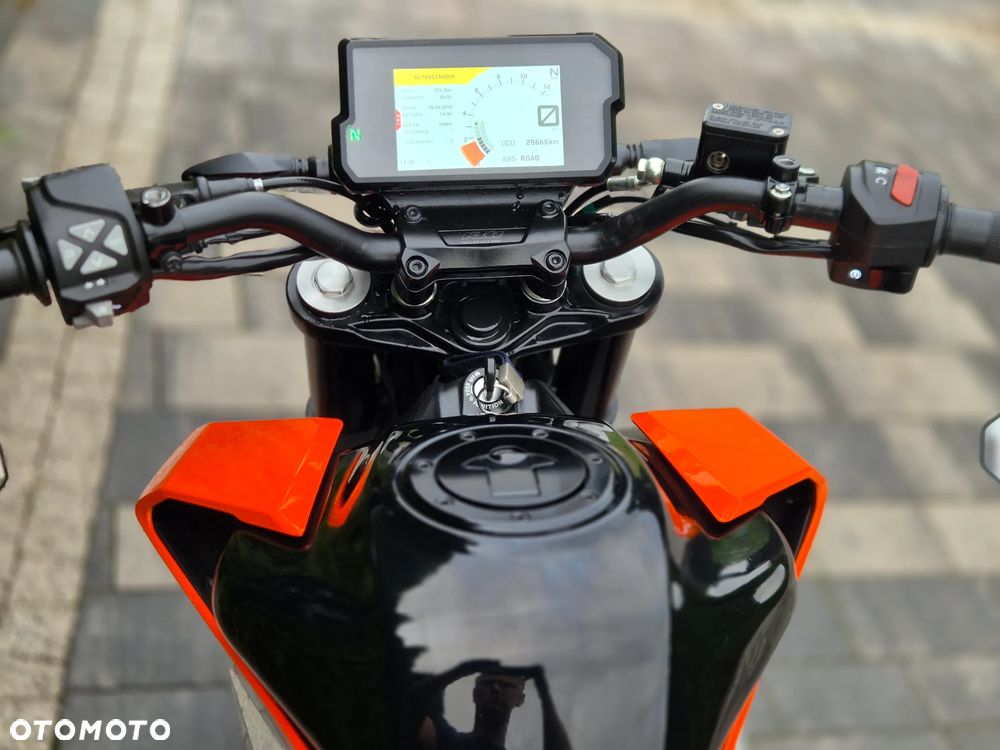 KTM Duke 125 - 11