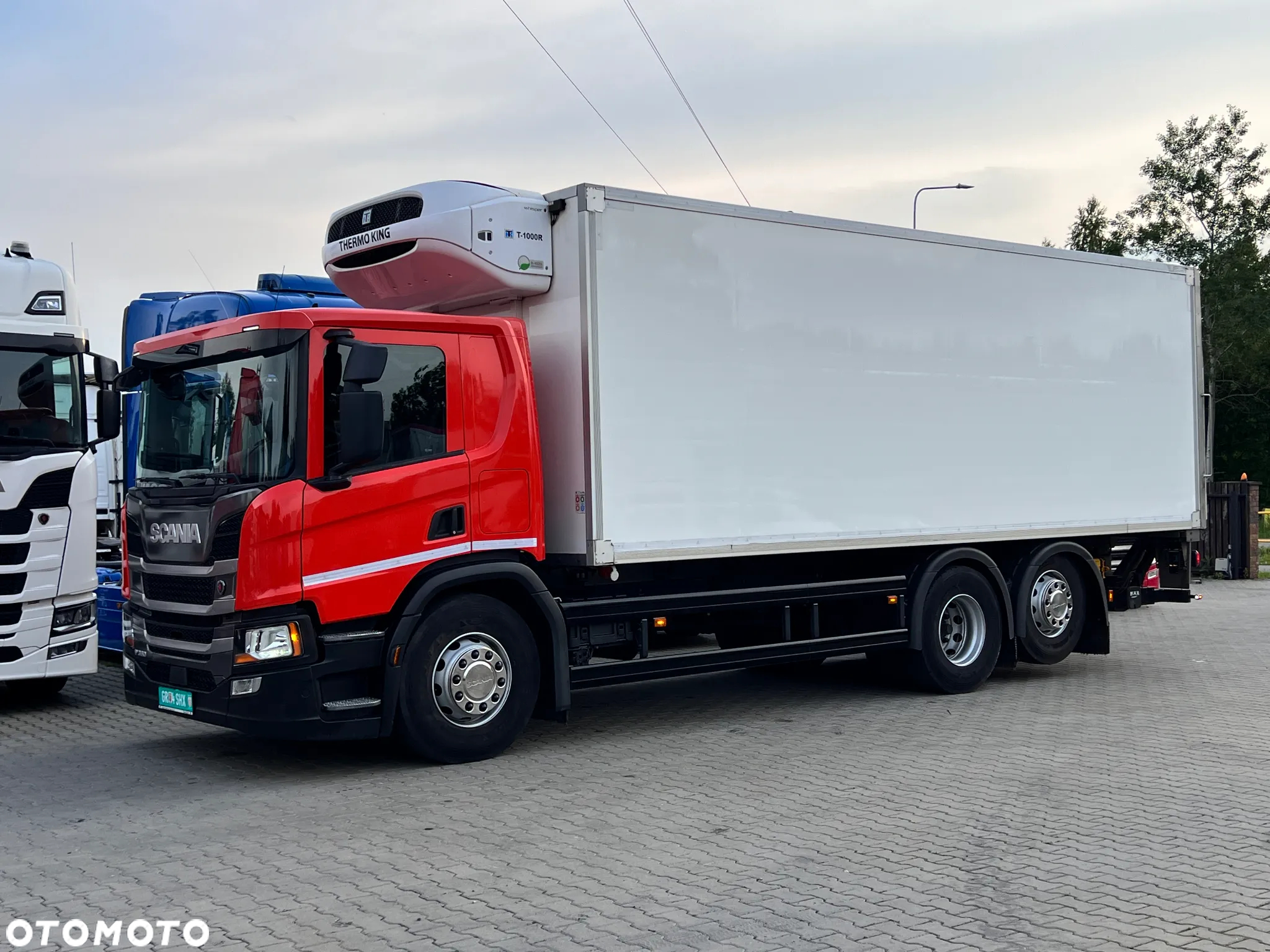Scania P360 scania po kontrakcie złotym idealny stan chłodnia mroźnia T-1000R 370Tkm jak nowy 6x2/4 - 9