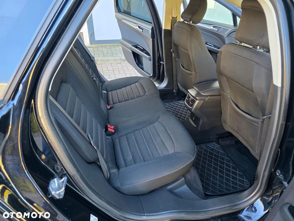 Ford Mondeo 2.0 TDCi Titanium - 19