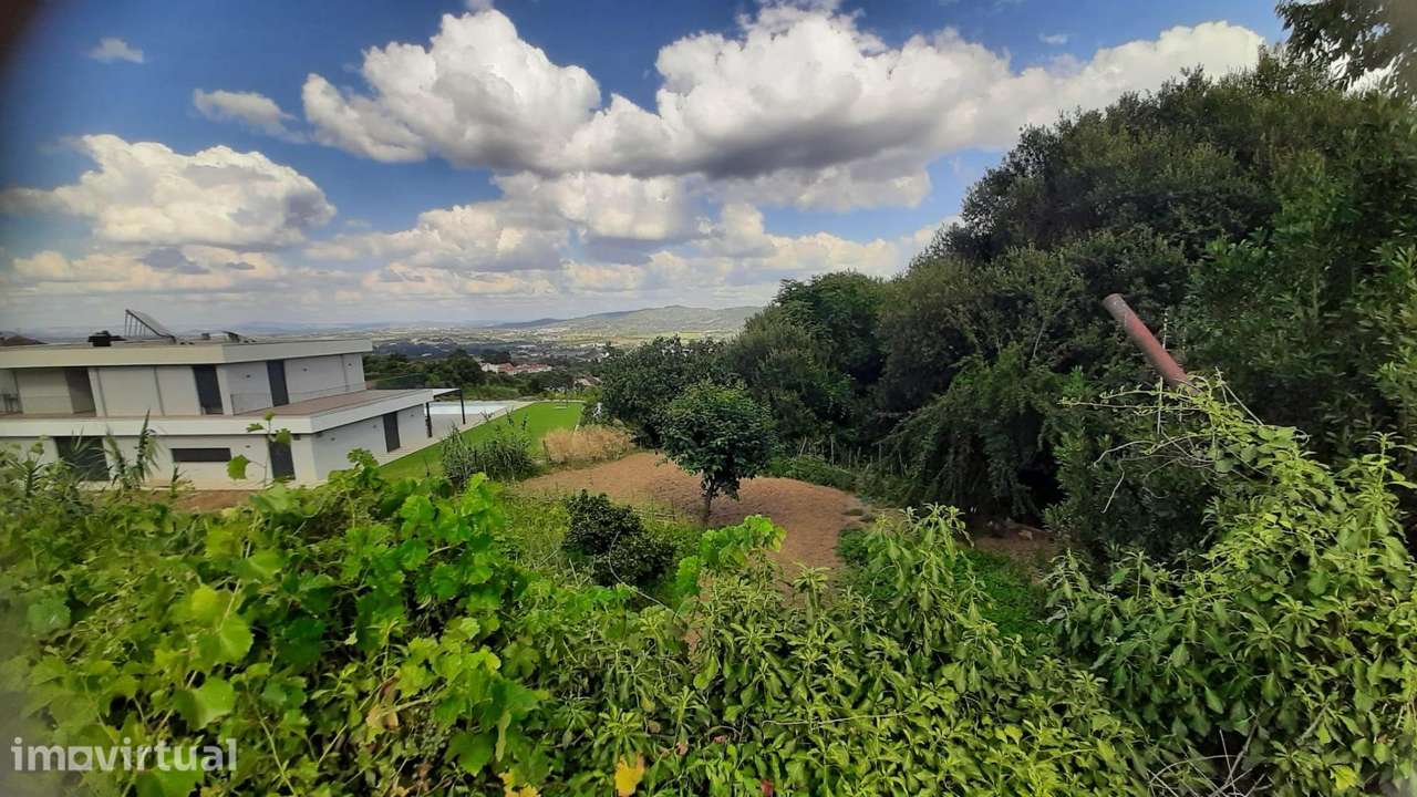 Terreno no Tortosendo para construção - Grande imagem: 3/6