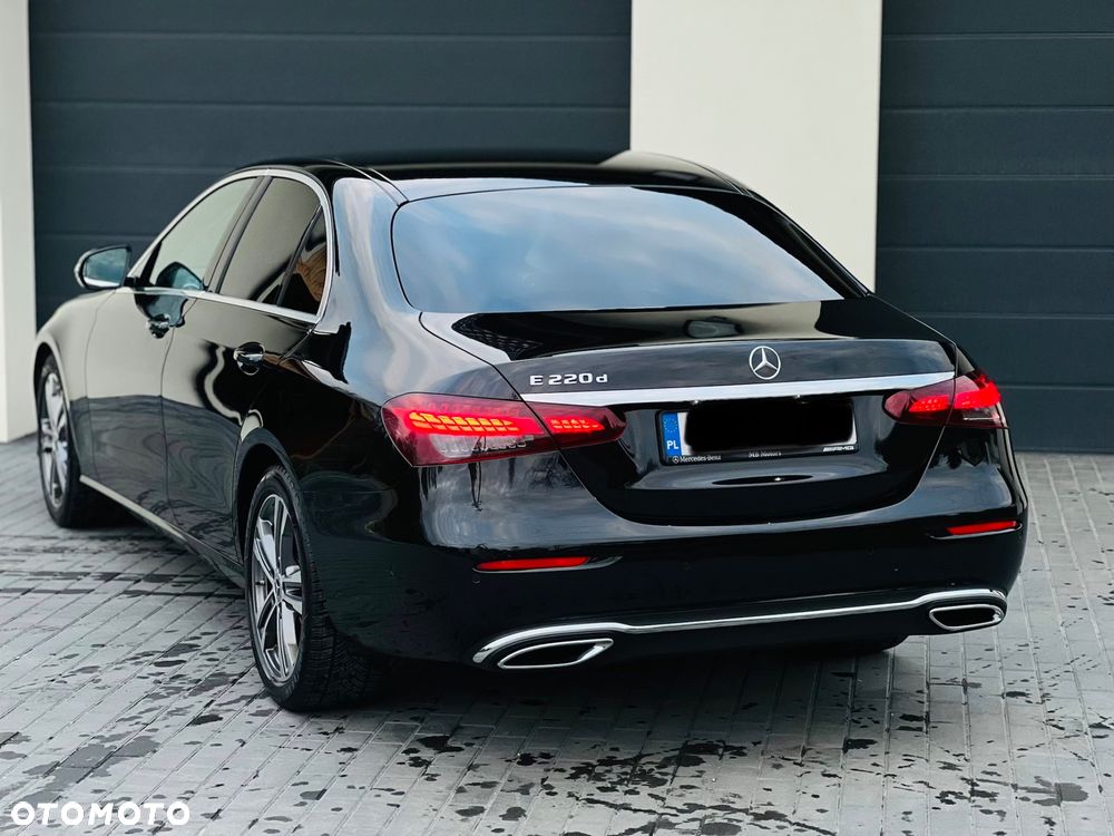 Mercedes-Benz Klasa E - 9