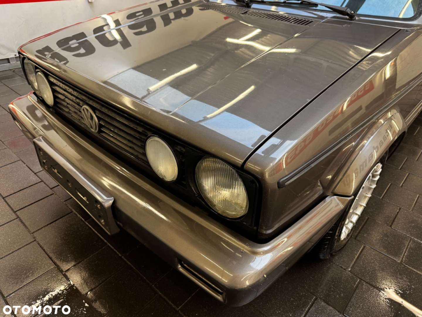 Volkswagen Golf - 18