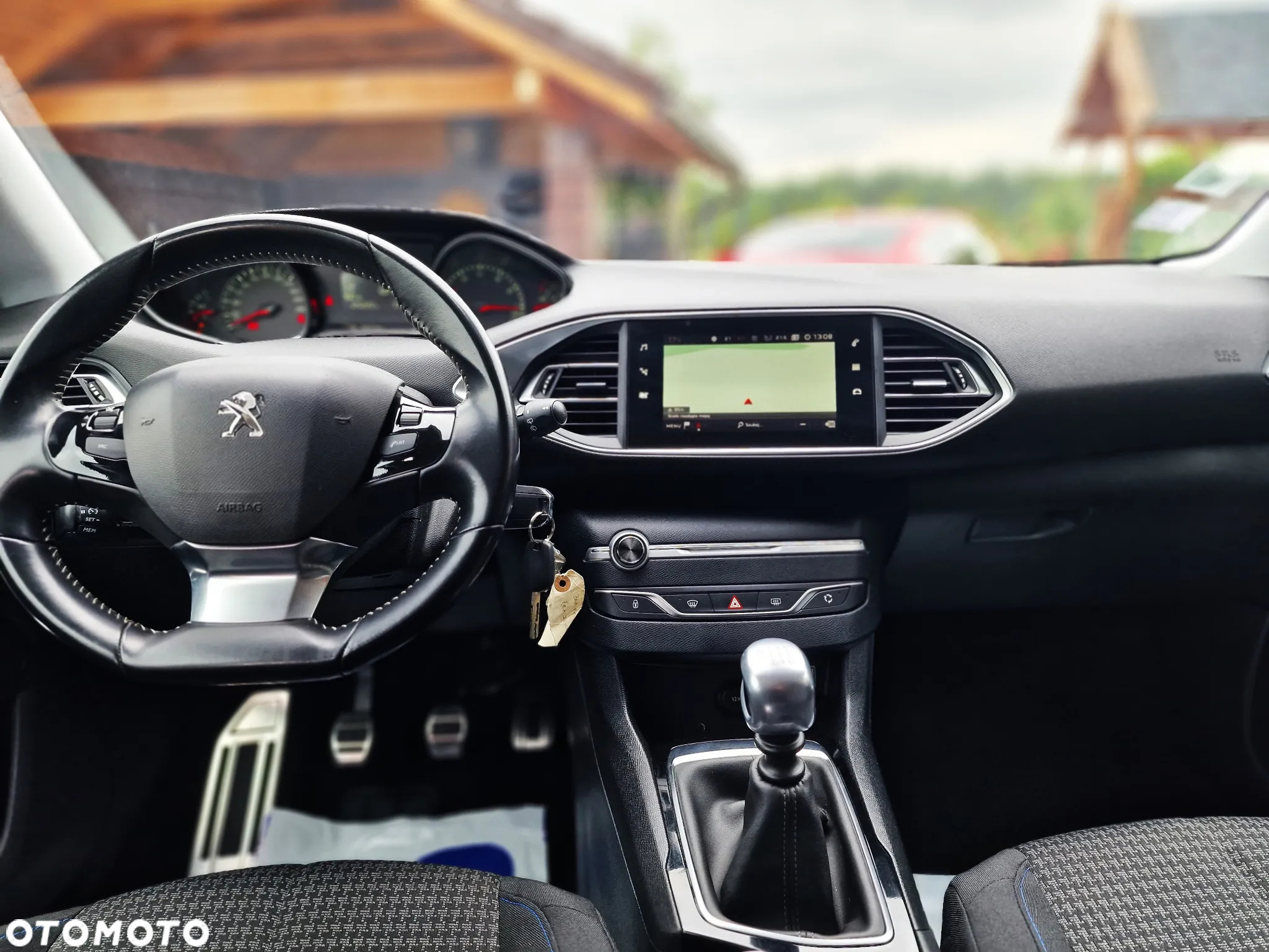 Peugeot 308 1.2 PureTech Allure S&S - 31