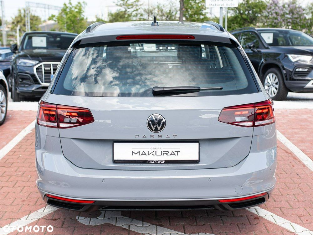Volkswagen Passat - 9
