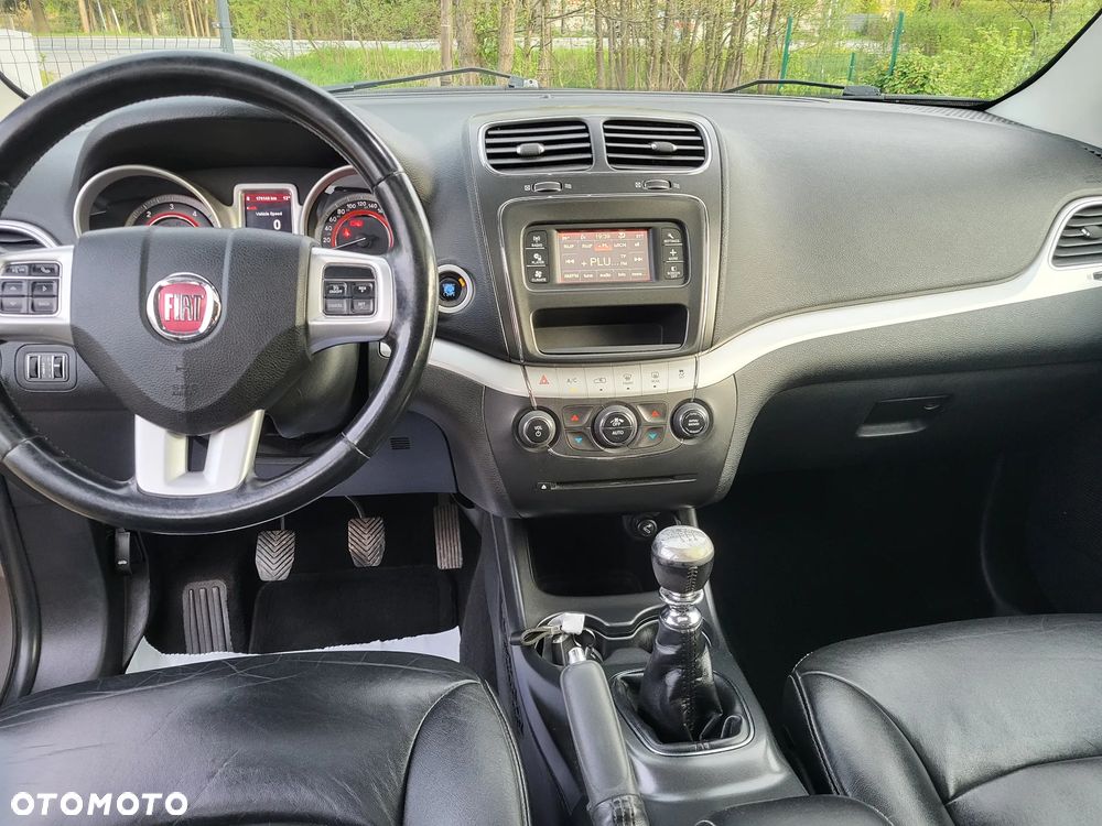 Fiat Freemont 2.0 Multijet Lounge - 14
