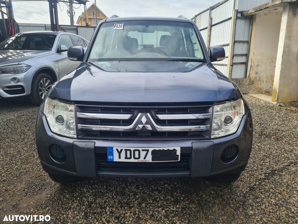 Bara spate Mitsubishi Shogun Pajero 2006 - 2011 SUV 4 Usi GRI (1096) COLT BARA STANGA - 1