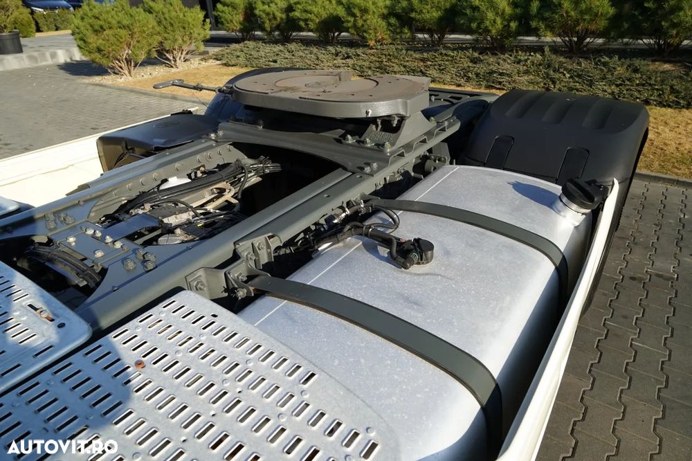 DAF XF 460 / SPACE CAB / EURO 6 - 12