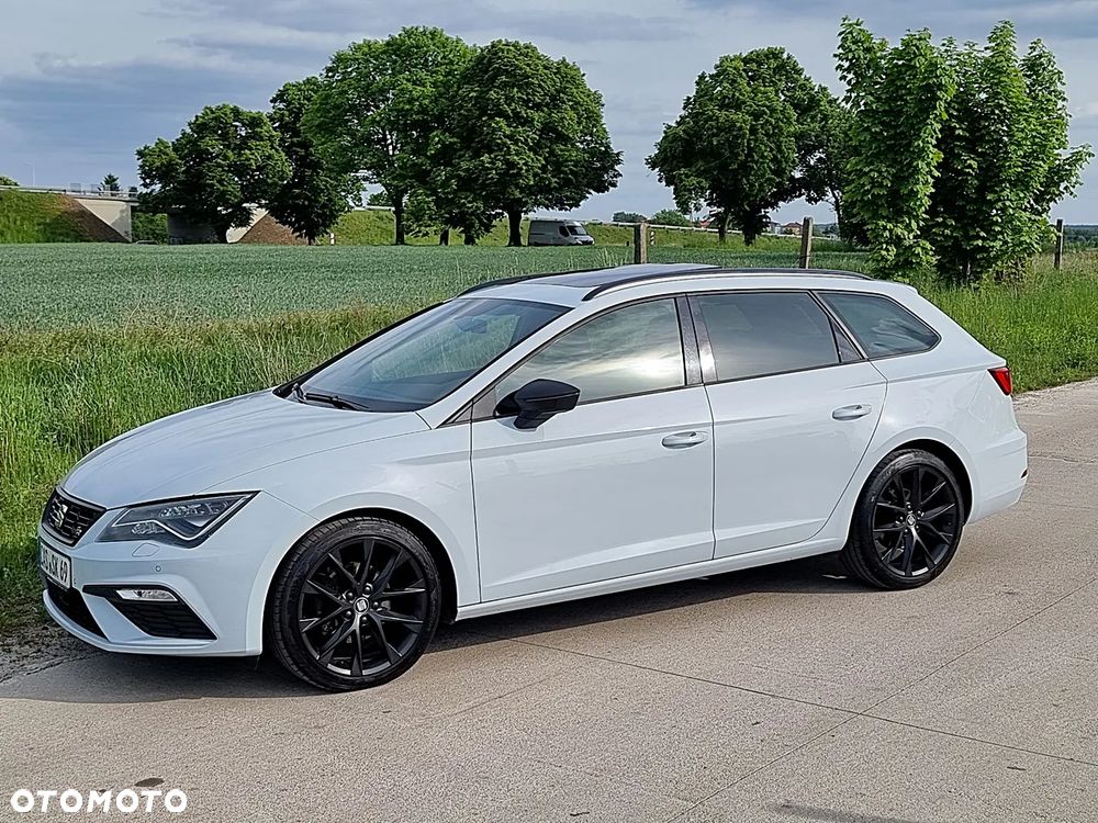 Seat Leon 2.0 TDI DPF DSG FR Black Matt Edition - 9