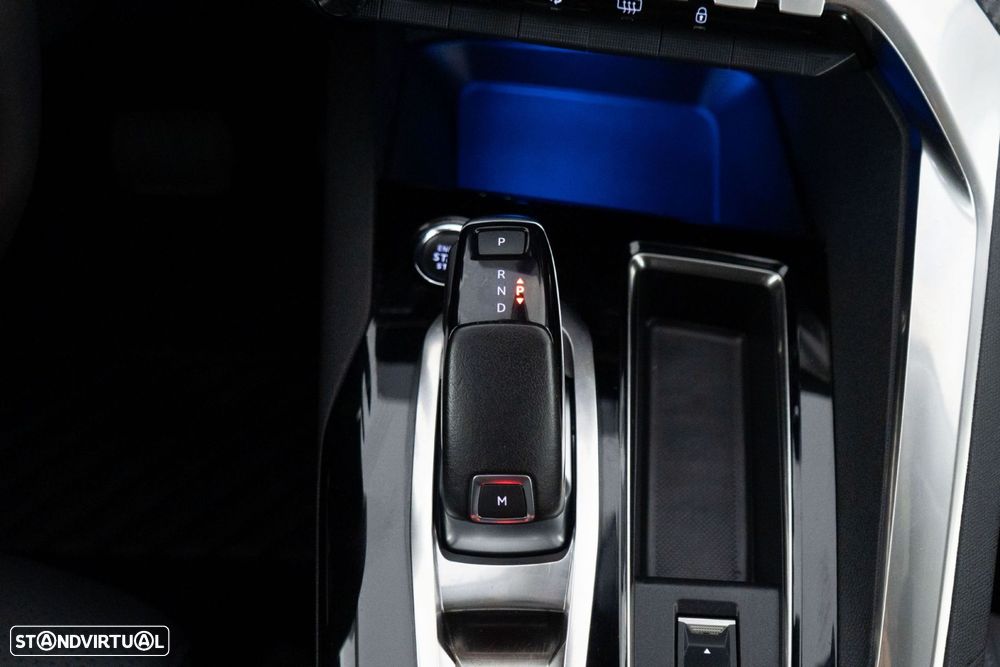 Peugeot 5008 1.2 PureTech Allure EAT8 - 28