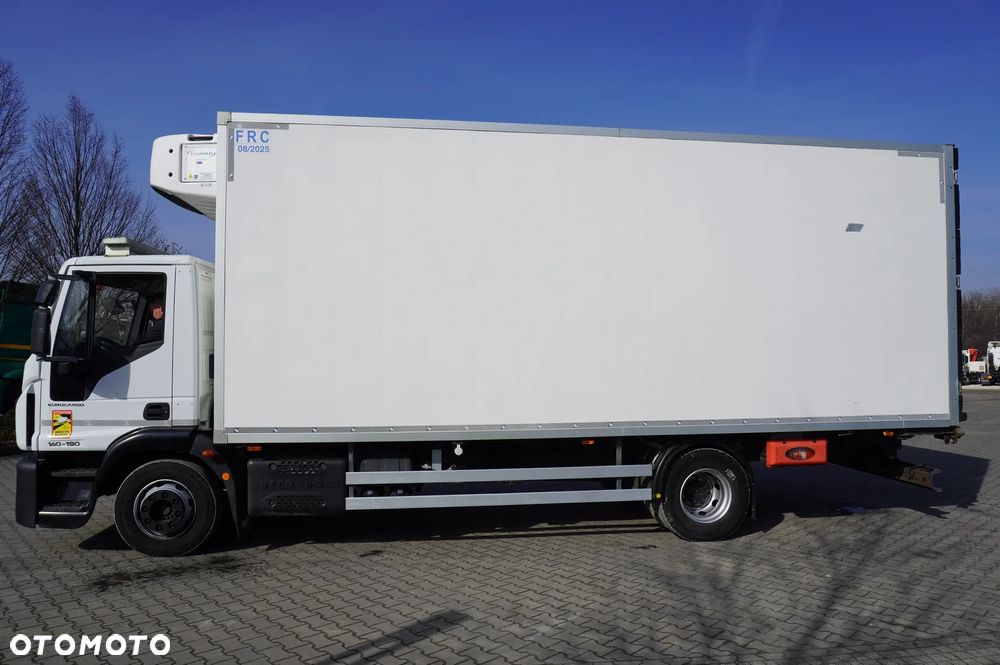 Iveco Eurocargo 140-190 4x2 E6 / Chłodnia hakowa / Podnośnik do tusz Dhollandia / Carrier Supra 850 - 2