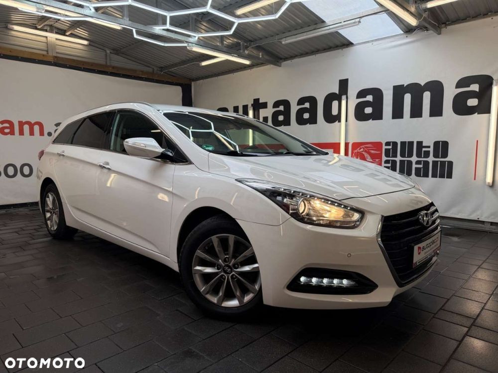 Hyundai i40 Kombi blue 1.7 CRDi Premium - 17