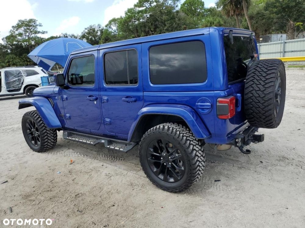 Jeep Wrangler - 3