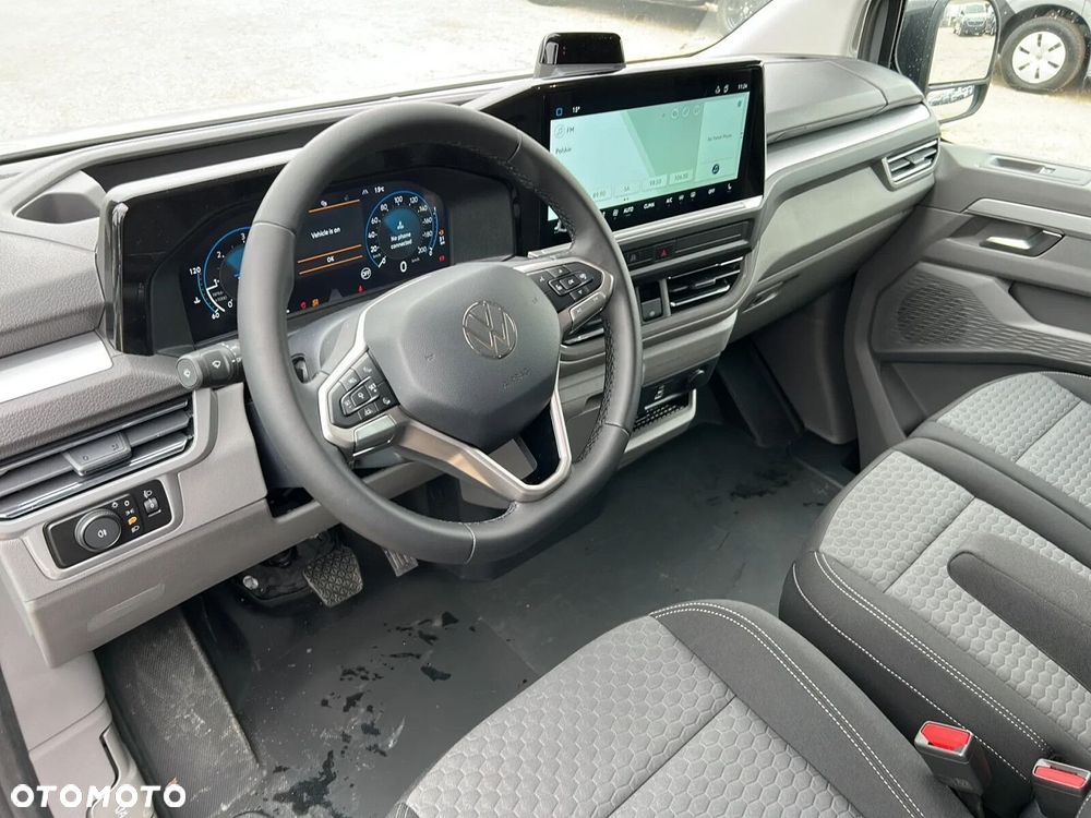 Volkswagen Caravelle - 13