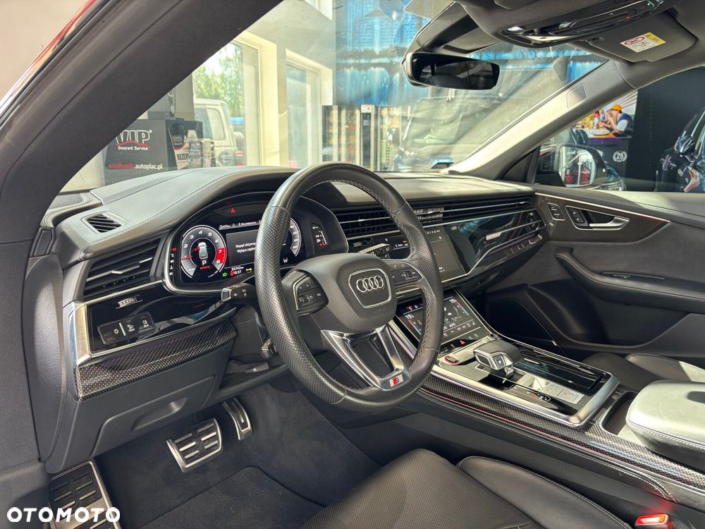 Audi SQ8 - 11