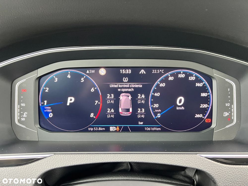 Volkswagen Passat 2.0 TSI Elegance DSG - 23