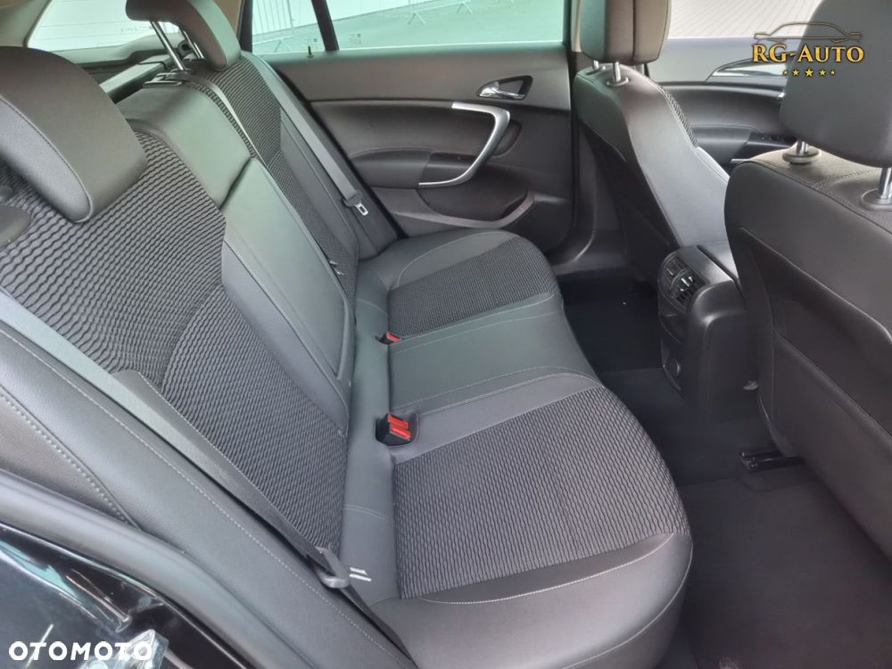 Opel Insignia - 23