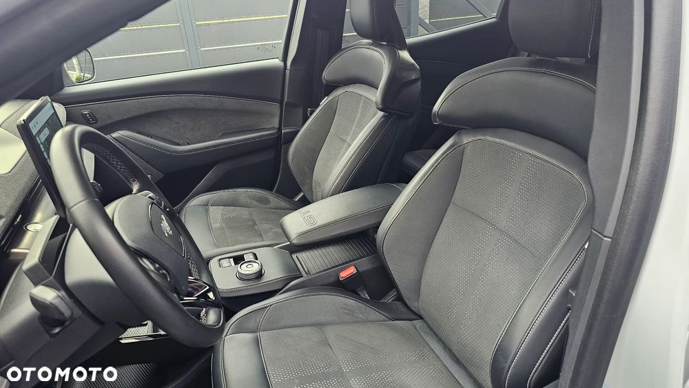 Ford Mustang Mach-E 98kWh AWD GT - 13