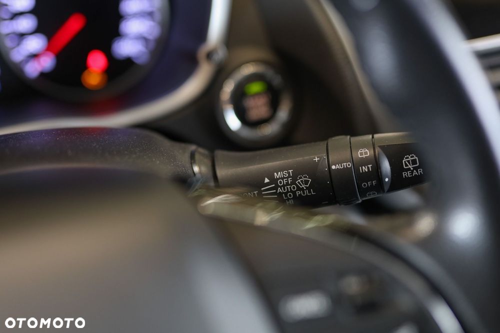 Mitsubishi Eclipse Cross - 14