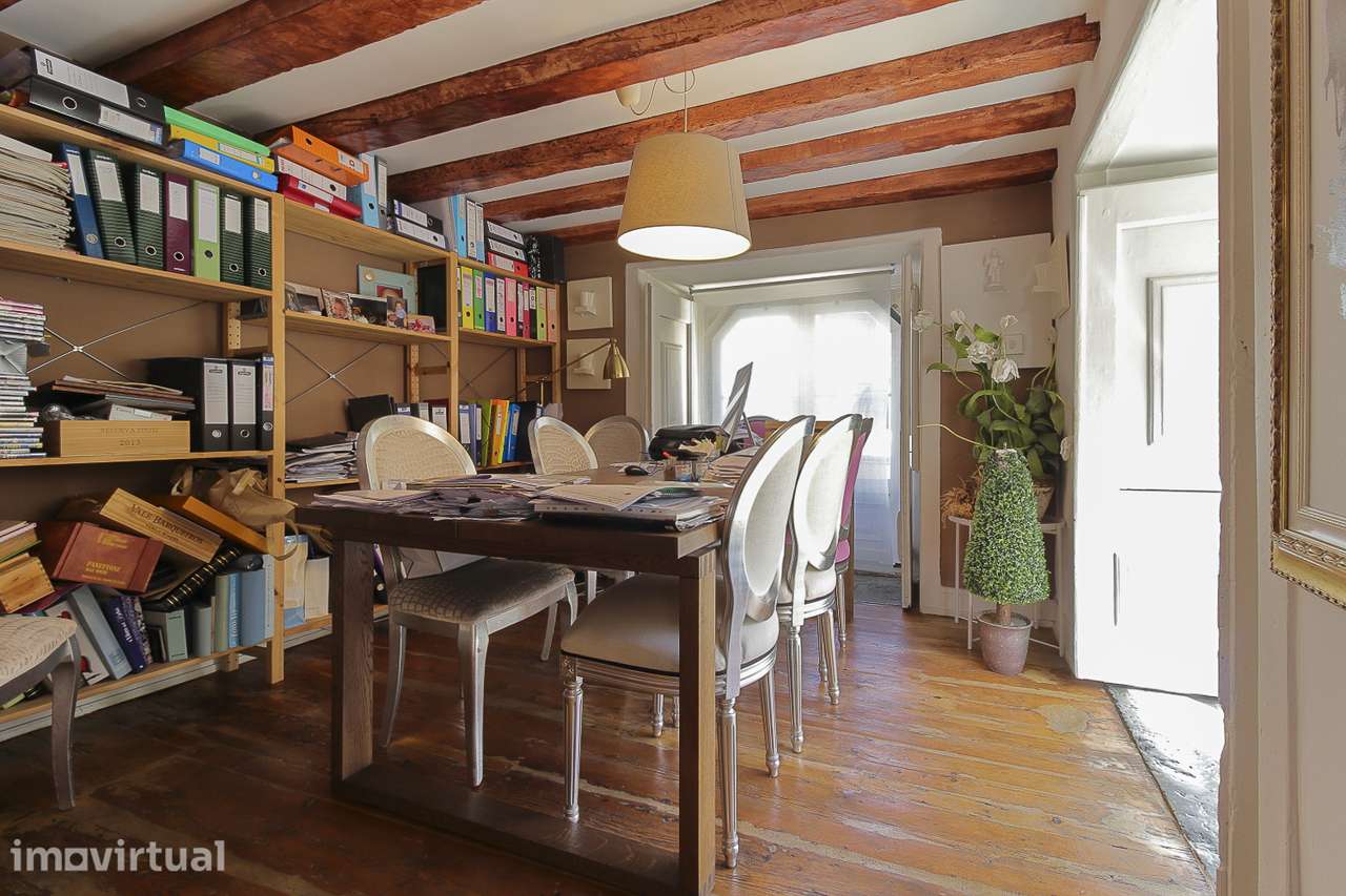 Apartamento T3 +1 com pátio em São Bento, Príncipe Real - Grande imagem: 5/26
