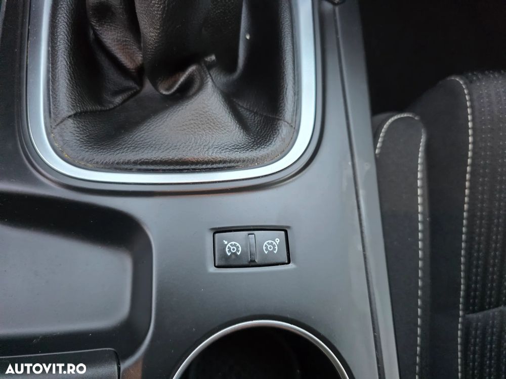 Renault Megane ENERGY dCi 110 LIMITED - 20