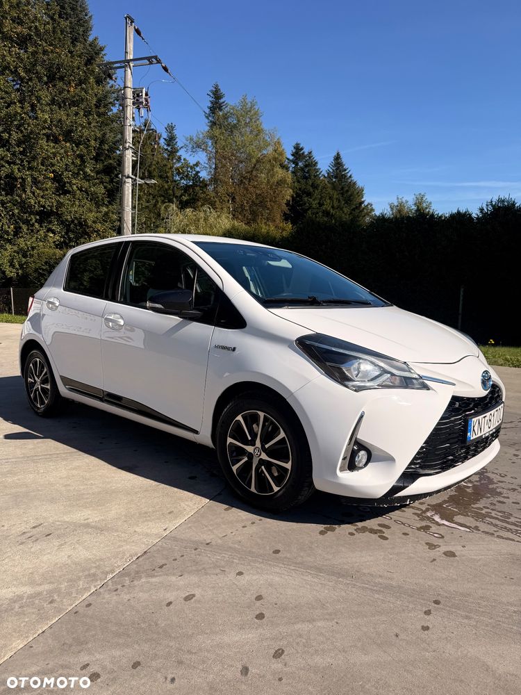 Toyota Yaris - 10