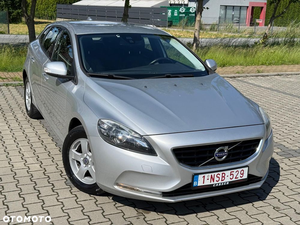 Volvo V40 D2 Momentum - 5