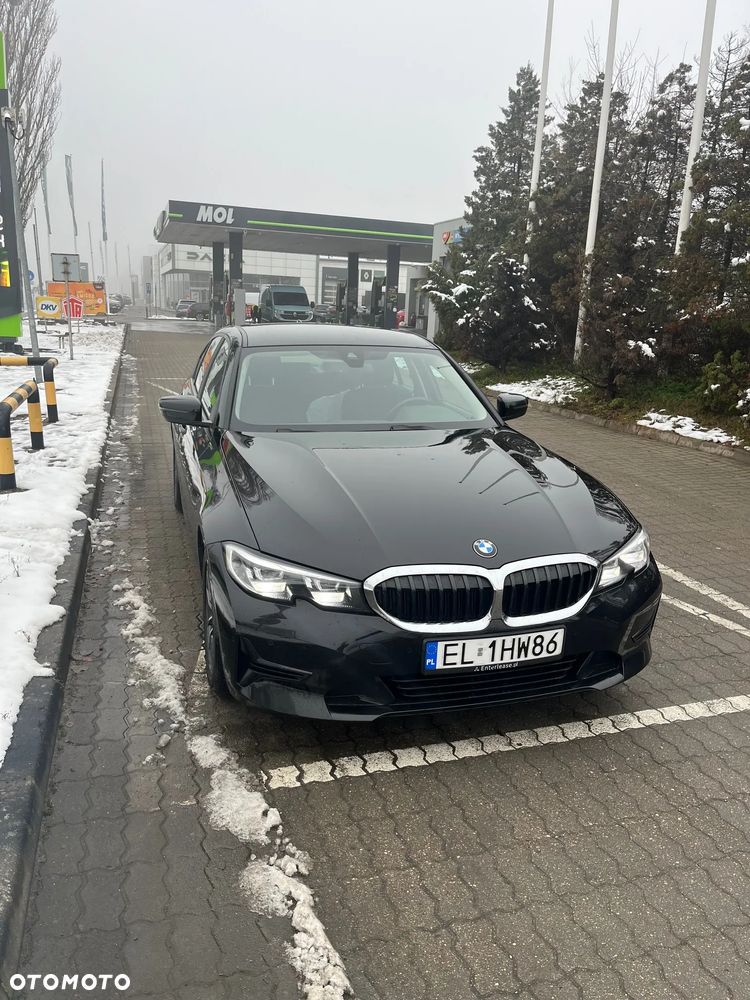 BMW Seria 3 318d - 1