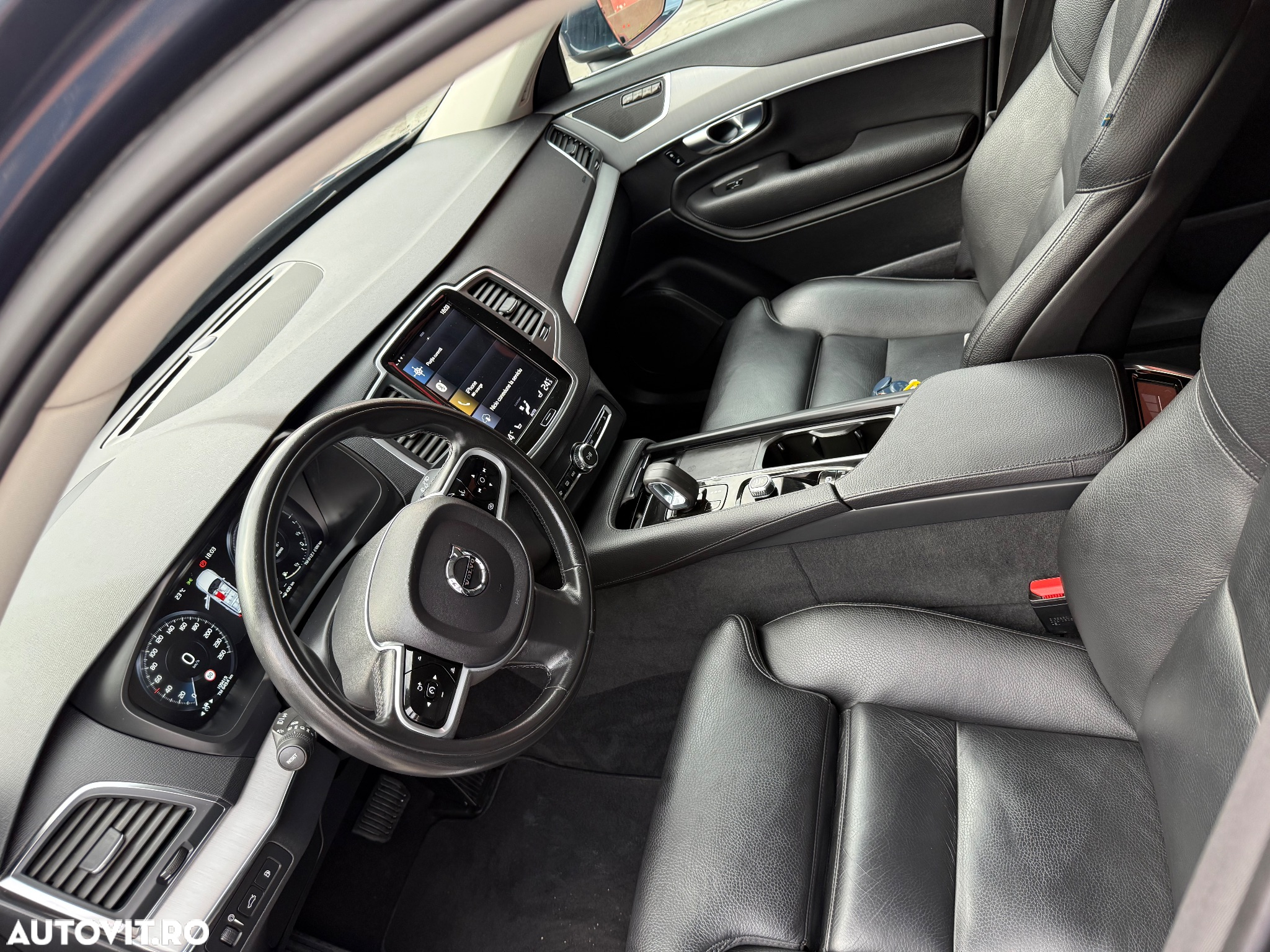 Volvo XC 90 AWD T8 Twin Engine Geartronic RDesign - 20