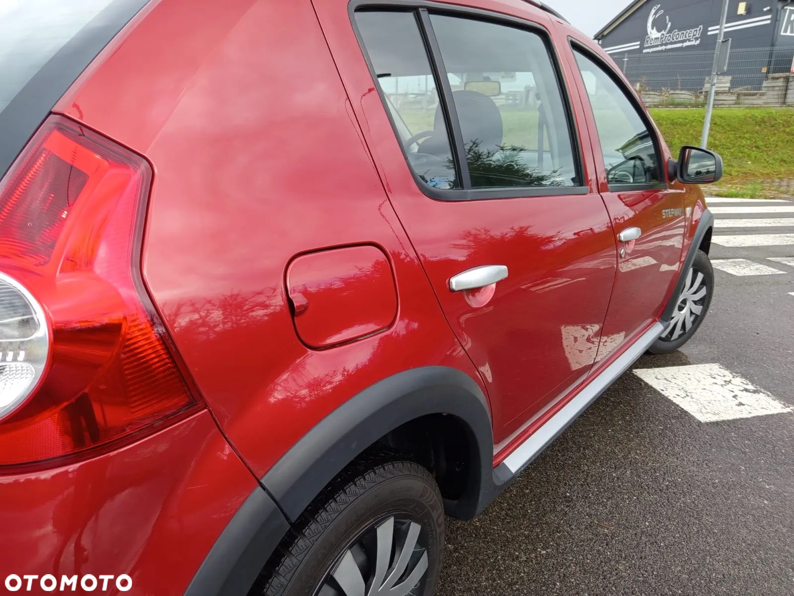 Dacia Sandero Stepway 1.6 - 9