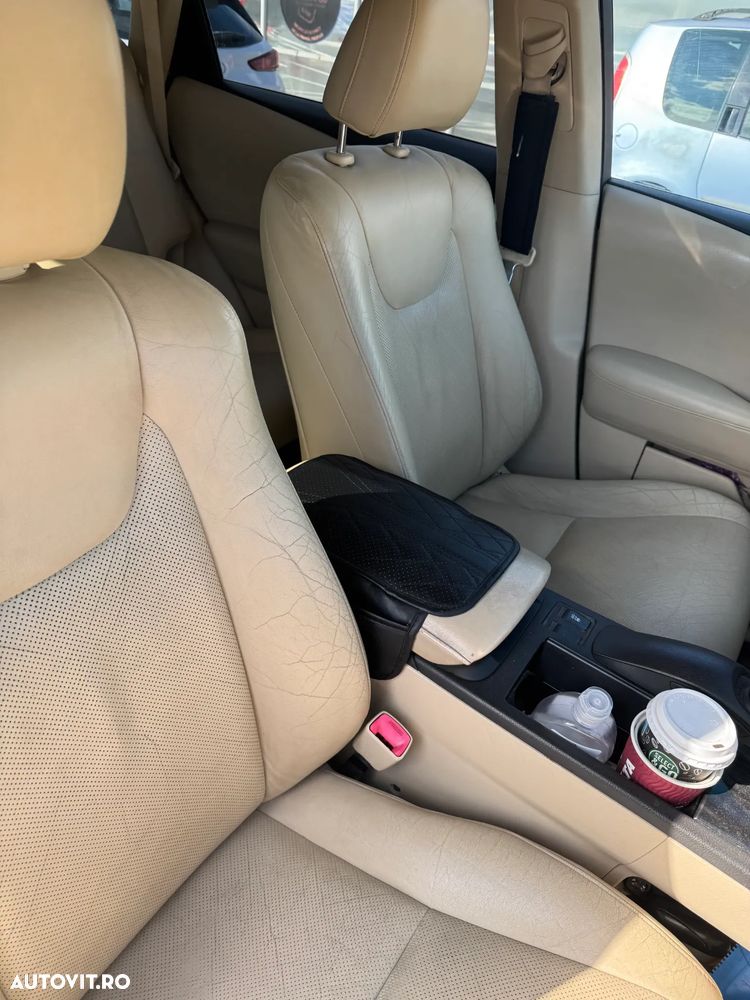 Lexus Seria RX - 19