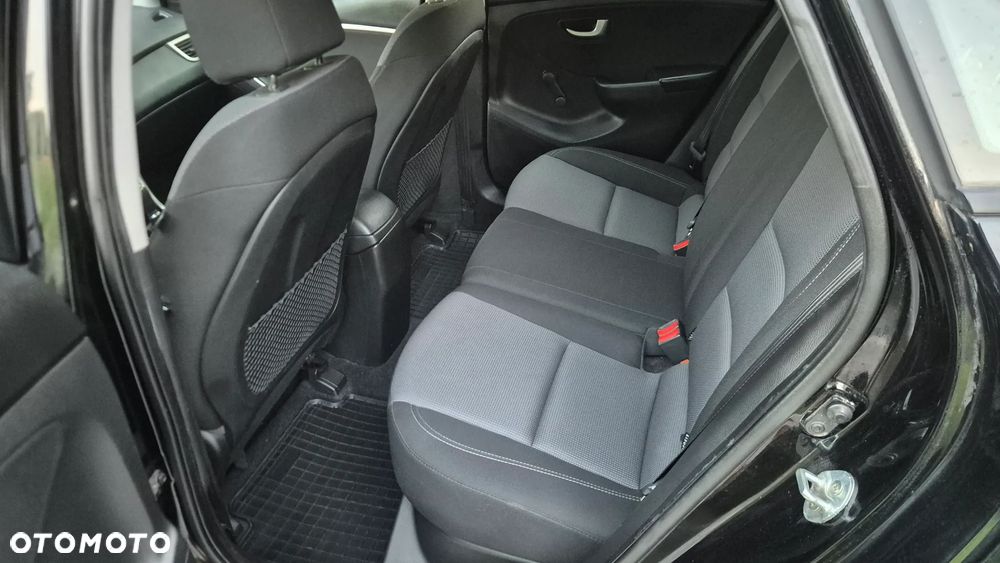 Hyundai i30 1.4 Comfort - 10