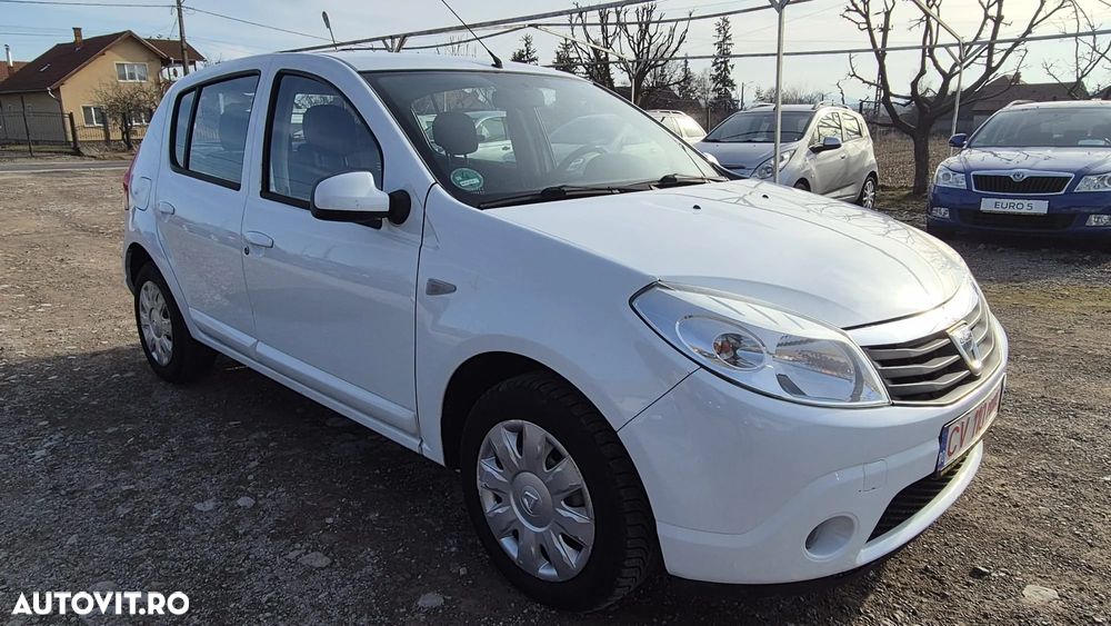 Dacia Sandero 1.5 DCI Laureate - 2