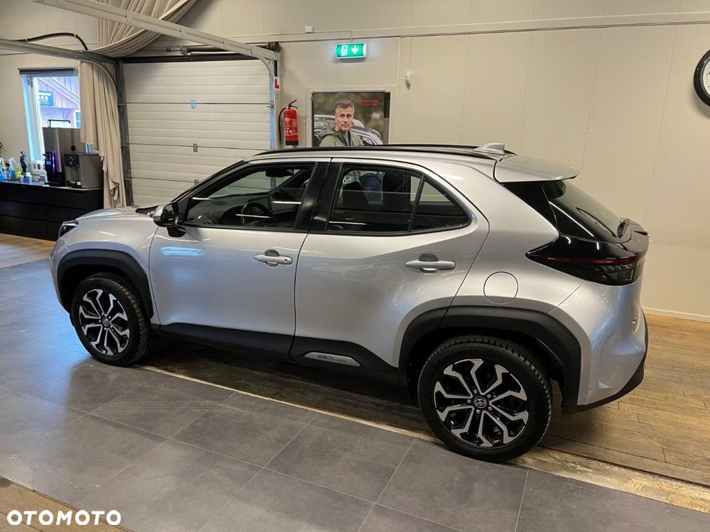 Toyota Yaris Cross 1.5 VVT-i AWD-i Comfort - 5