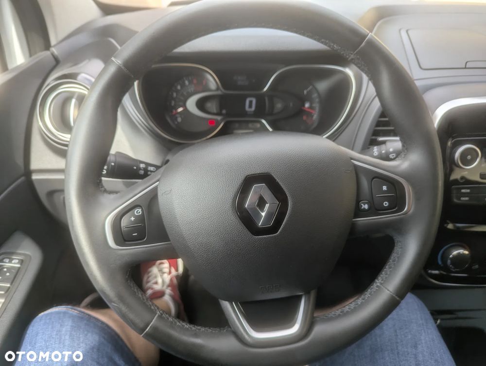 Renault Captur - 18