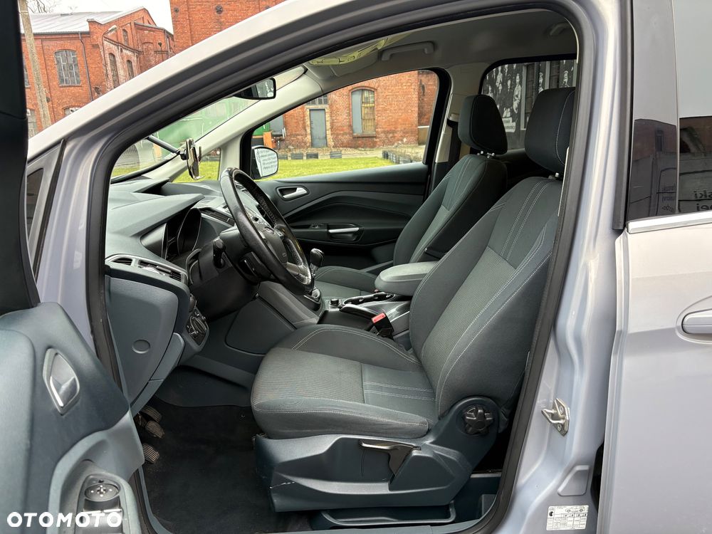 Ford Grand C-MAX - 15