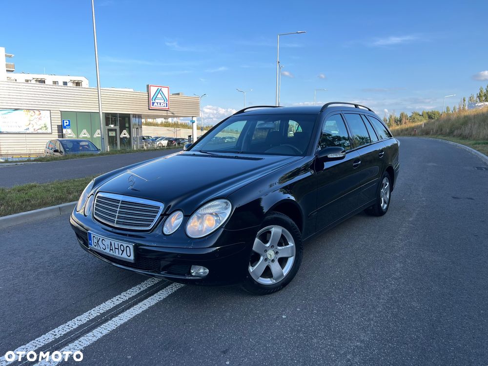 Mercedes-Benz Klasa E 270 CDI T Classic - 22